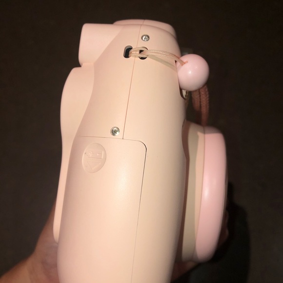 Pink Fujifilm Instax Mini 8 - Picture 6 of 6